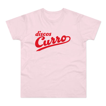 Pink t-shirt with red "discos Curro" logo text.