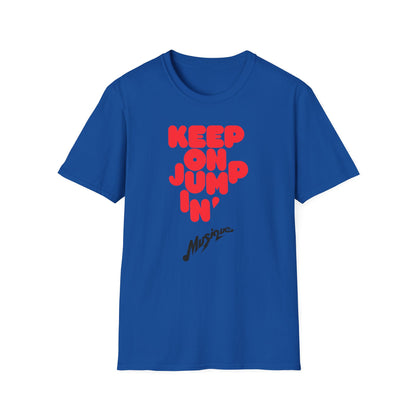 Blue t-shirt with red "KEEP ON JUMP 'N'" text and black "Musique" script.
